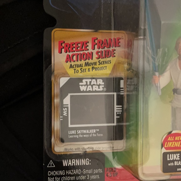 NWOT COLLECTIBLE STAR WARS LUKE SKYWALKER HELMET&SABER - Picture 2 of 6